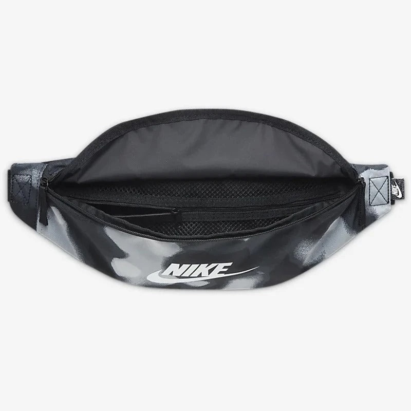 Sac banane Nike HERITAGE WAISTPACK ACCS PRNT