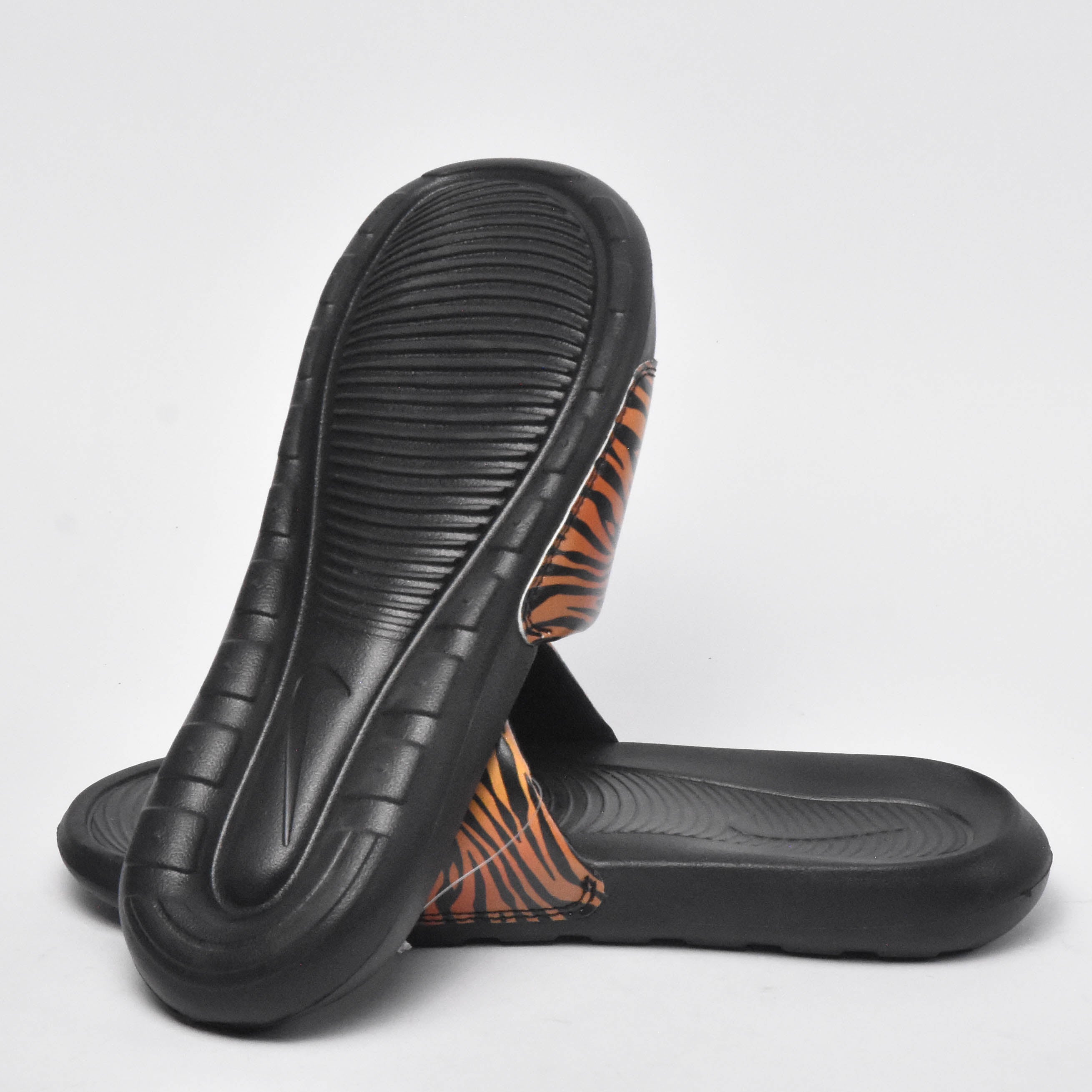 NIKE Victori One Print