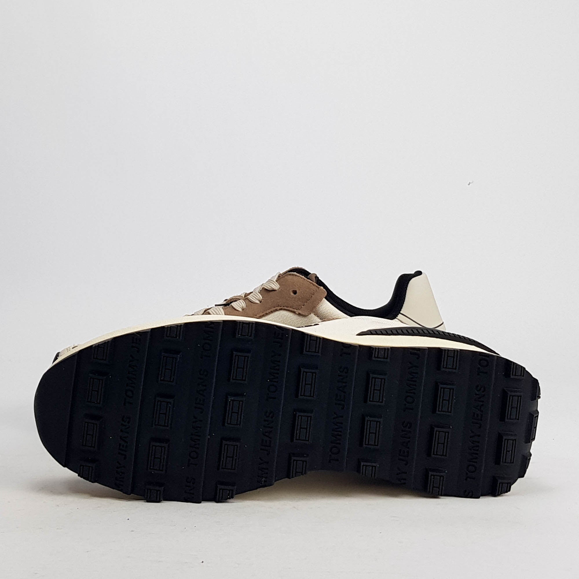 TOMMY HILFIGER MARRON CREME - ENOEMO1265