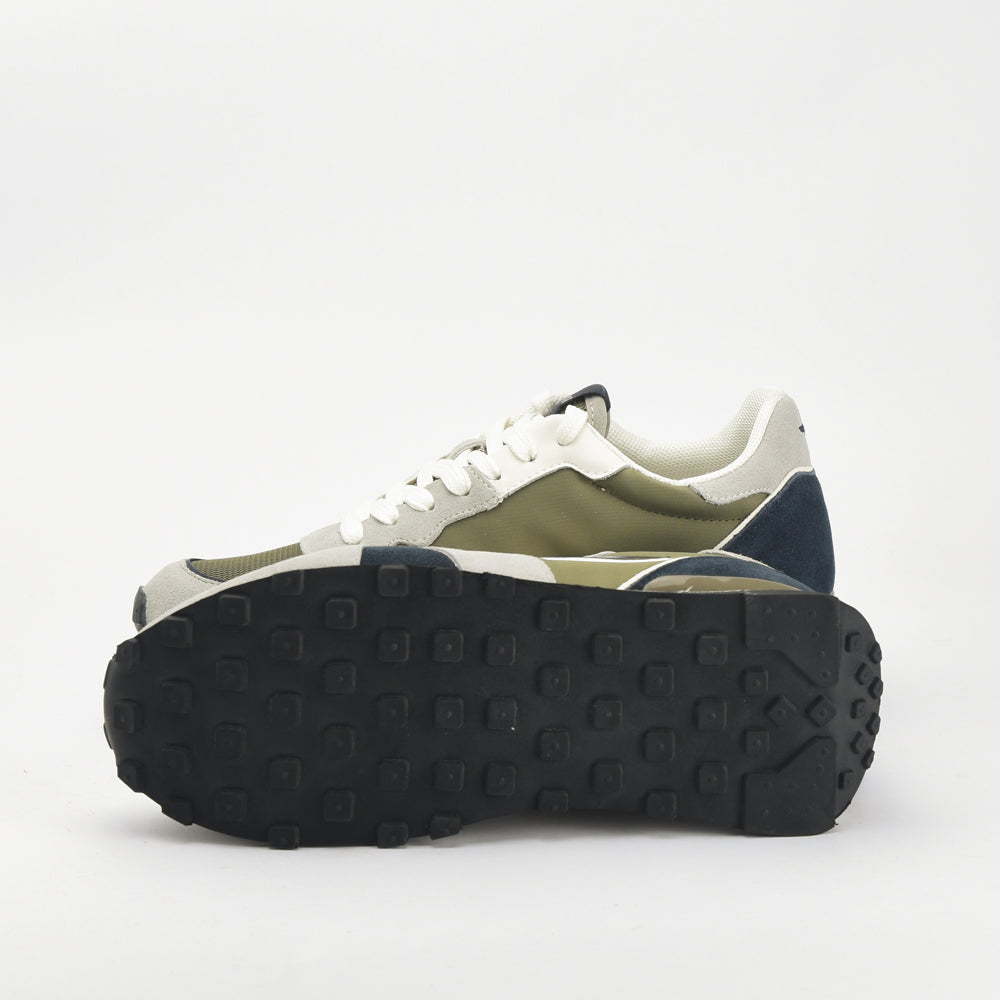 Alberto Guardiani \ AGM316102